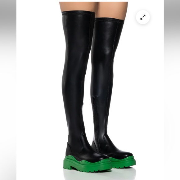 AZALEA WANG CENTERPIECE 4 WAY STRETCH BOOT IN GREEN
